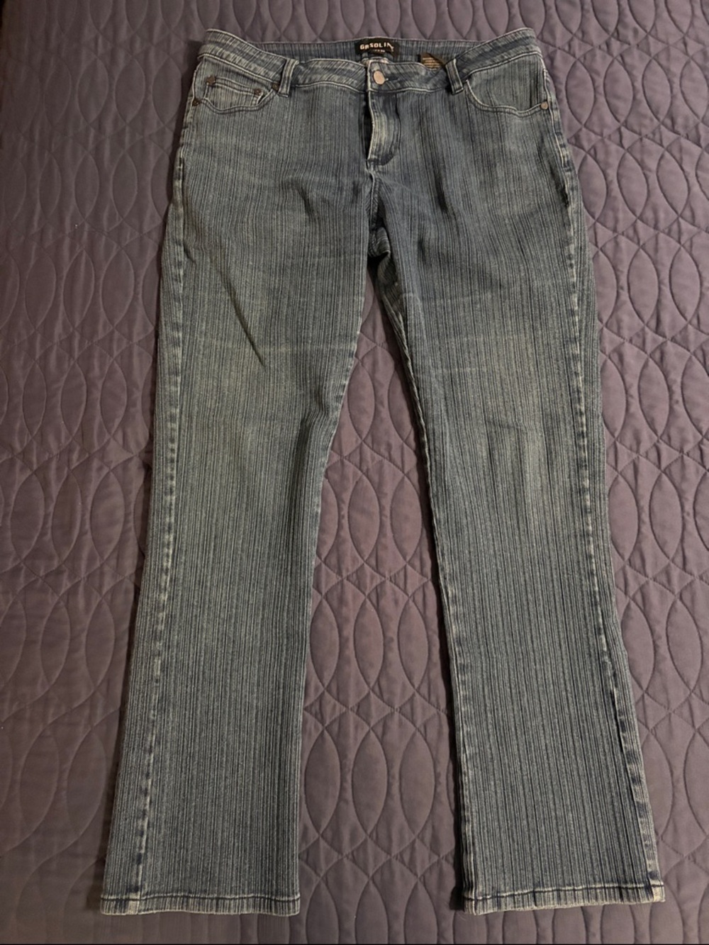 Gasoline ⛽️ women’s Gray Striped Straight-Leg Jeans
